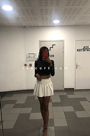 Escort Girls à Orly – Rencontres Discrètes et Élégantes